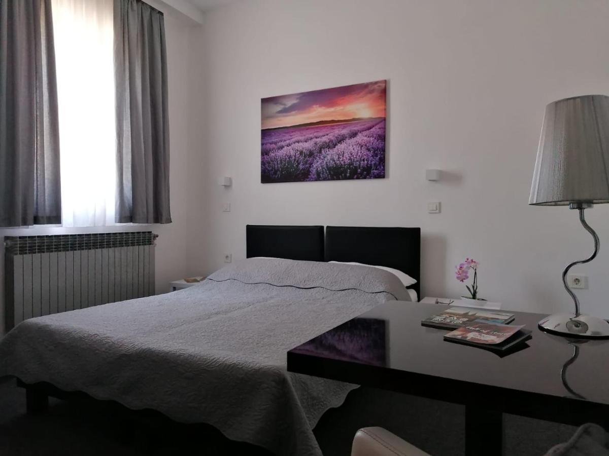 Grand Bells Bed And Breakfast Zagreb Ngoại thất bức ảnh